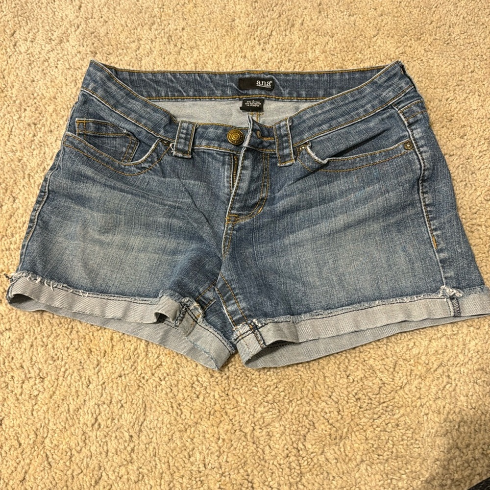 A.n.a Jean shorts